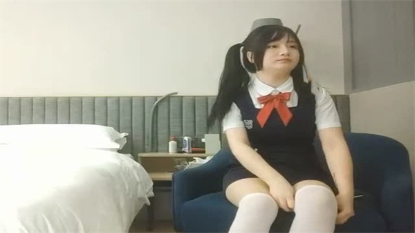 双马尾肥美萝莉被利哥爆操 纯欲脸蛋狂干到喷水